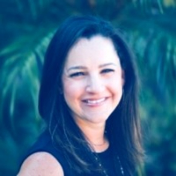 MEET YOUR POSHER - Picture 1 of 1